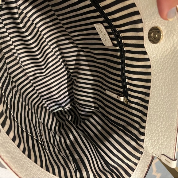 Kate spade leather tote bag
In a good condition - Picture 5 of 9